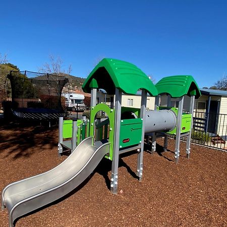 Crestview Tourist Park Queanbeyan Exterior foto