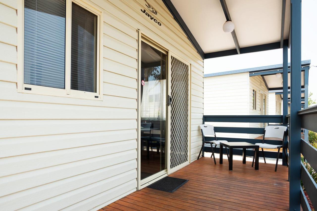 Crestview Tourist Park Queanbeyan Exterior foto