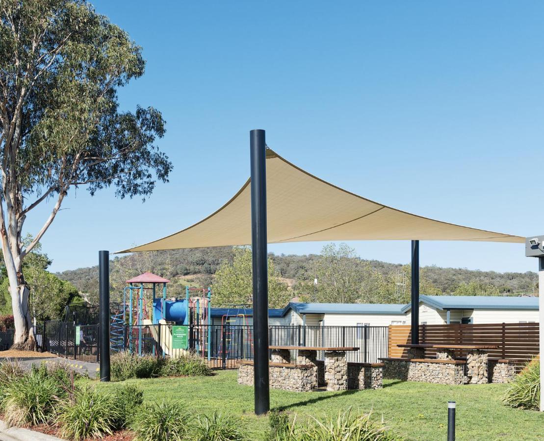 Crestview Tourist Park Queanbeyan Exterior foto