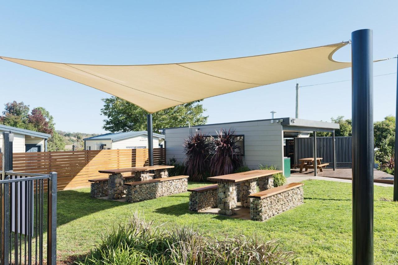 Crestview Tourist Park Queanbeyan Exterior foto