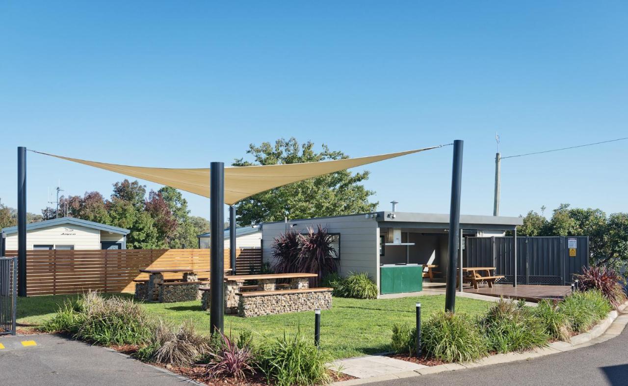 Crestview Tourist Park Queanbeyan Exterior foto